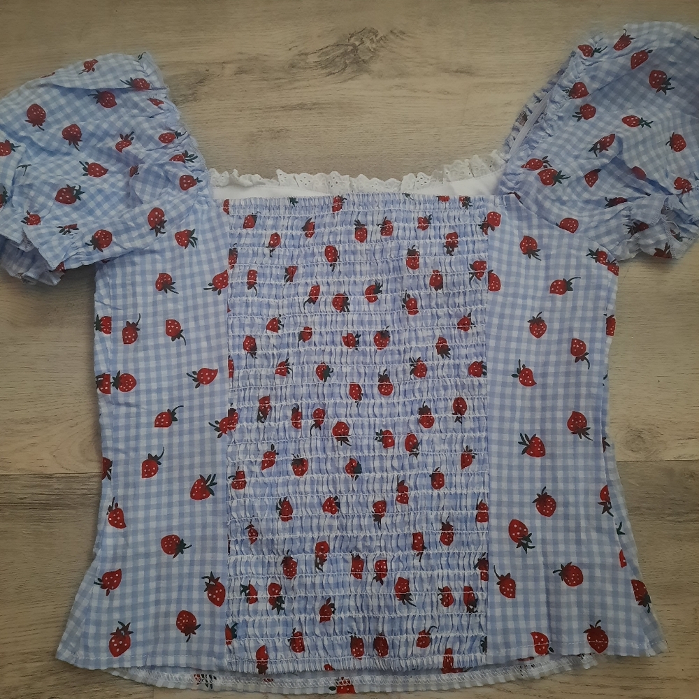 Fashion Nova Strawberry Gingham Top - Picture 5 of 10
